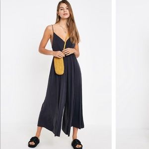 Urban outfitters jumpsuit / size S